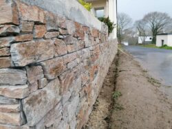Paysagiste Maen Roch Parement en pierre : intérieur/extérieur 17 Maçonnerie Maen Roch